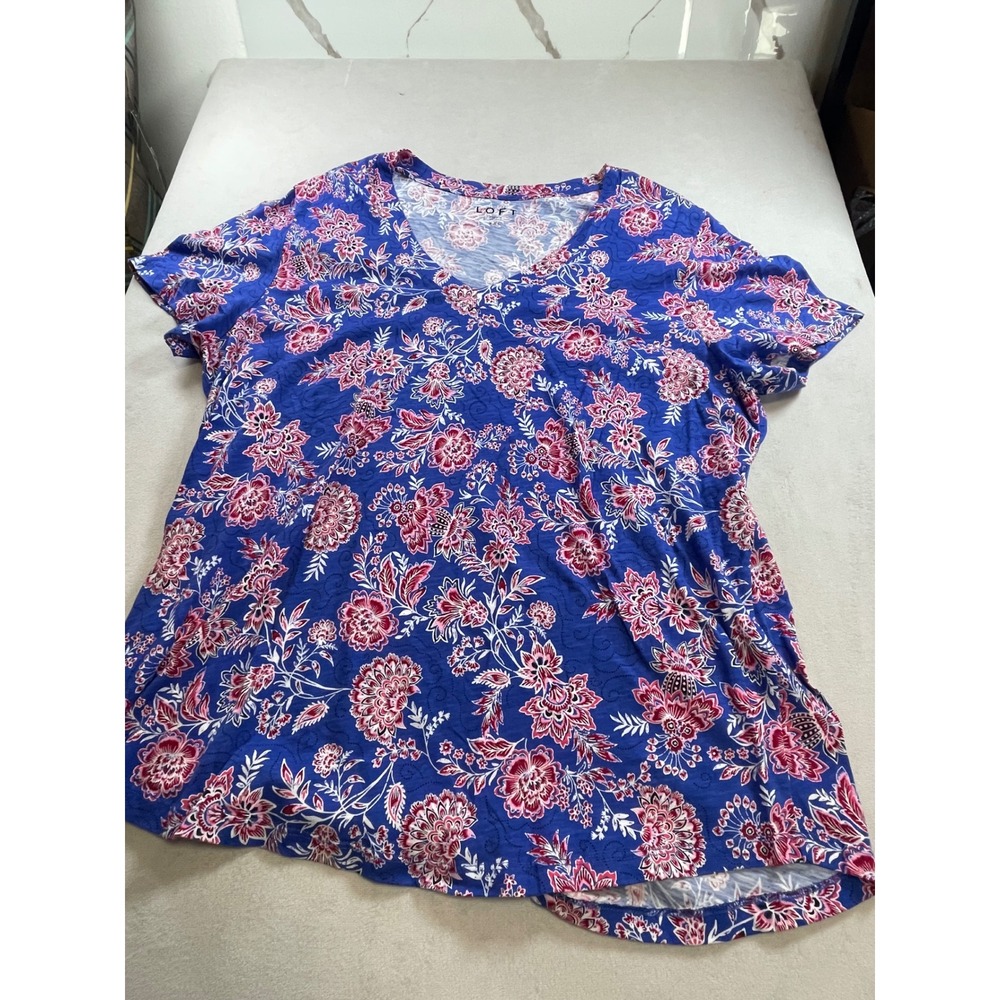 Loft Blue Red Floral Paisley V-Neck Short Sleeve Tee XXL